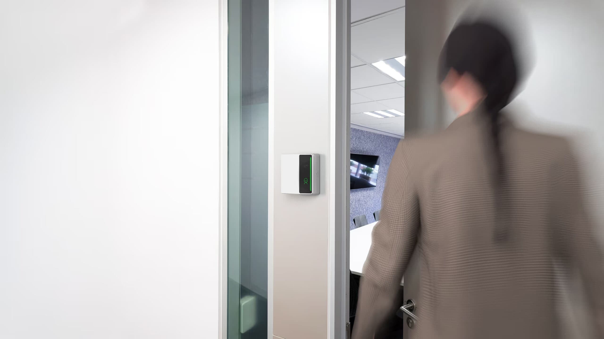 Facial recognition access control - Alcatraz